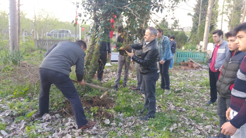 Terme Anadolu Gençlik Şehit Aileleri Ziyaretinde